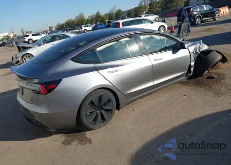2025 Tesla Model 3 Long Range All-Wheel Drive из США, поврежденный, VIN 5YJ3E1EB1SF883691
